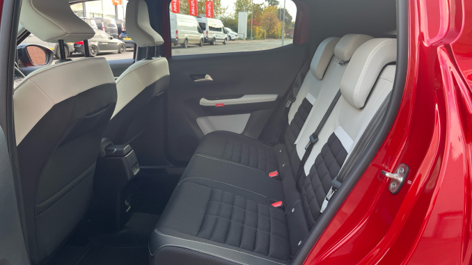 Citroen C3 Aircross 83kW Standard Range Max 44kWh 5dr Auto Electric Hatchback - Image 16